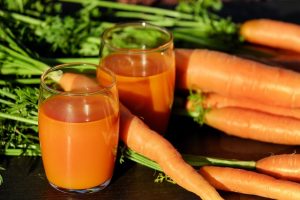 carrot-juice-1623157_640
