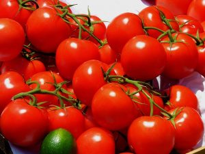 tomatoes-1475540_640