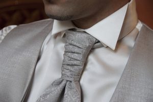 necktie-2191167_640